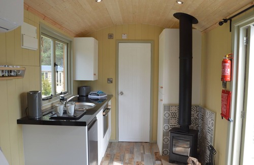 Pickering Cabin | The Sett No Hot Tub 1 pet allowed Onsite Fishing