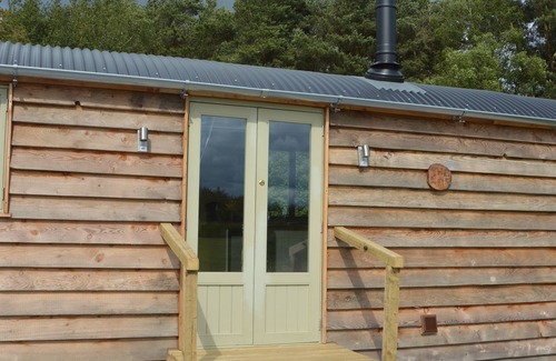 Pickering Cabin | The Sett No Hot Tub 1 pet allowed Onsite Fishing