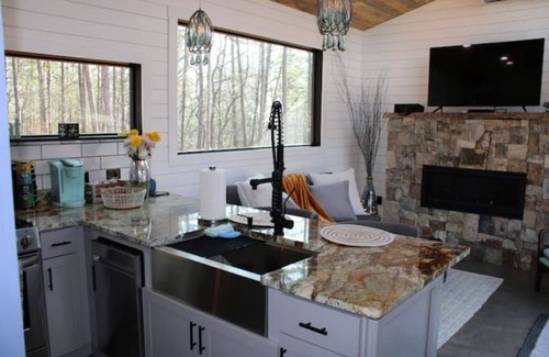 Morganton Ski Chalet | Experience The Shack at Shortoff: Ideal for Outdoor Adventures