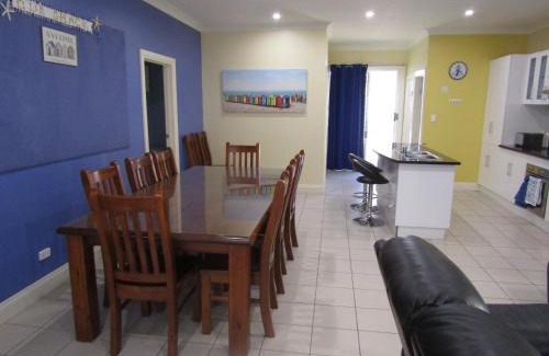 Dalrymple House | Discover The Shack at Stansbury - Family-Friendly Retreat