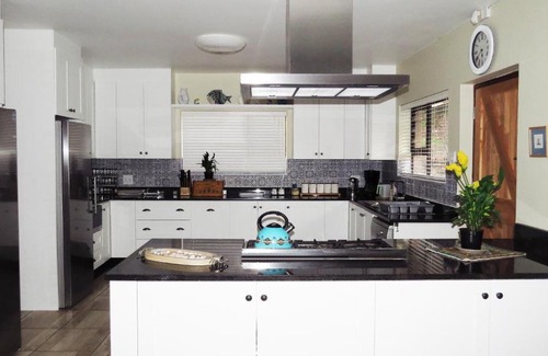 Bushman's River Mouth House | Modern Shack with Ocean Views and Pet-Friendly Comfort