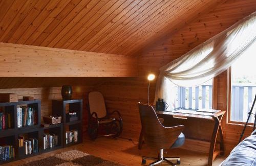 Fritton House | Indulge in Luxury at The Shank - 5-Star Family Retreat