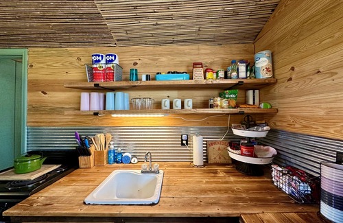Pocahontas Cabin | Relax at The Shanty with Private Beach, Pool & Wi-Fi