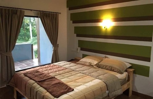 Pranburi Resort | Discover The Shark Resort: Family-Friendly Getaway Awaits