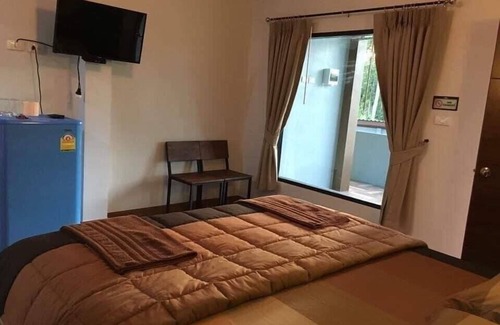 Pranburi Resort | Discover The Shark Resort: Family-Friendly Getaway Awaits