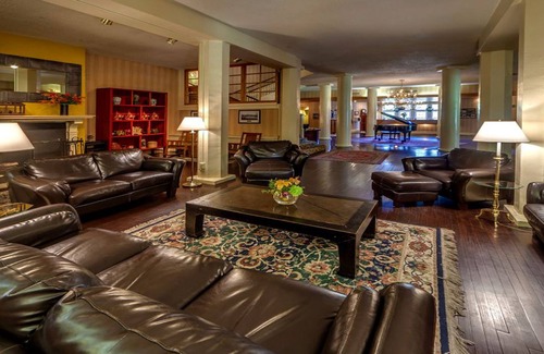 Shawnee On Delaware Resort | Discover The Shawnee Inn and Golf Resort with Spa & Pool