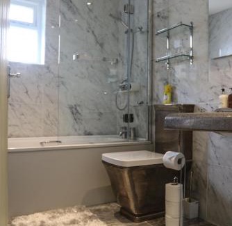 Ardelve Apartment | Discover The Sheiling: Guest Rated 9/10 for Quality