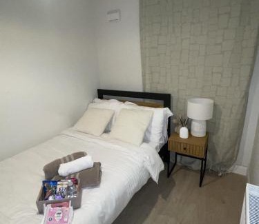 Dublin House | The Sheltuh