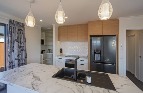 Richmond House | Experience Comfort at The Shepherds Retreat in Richmond
