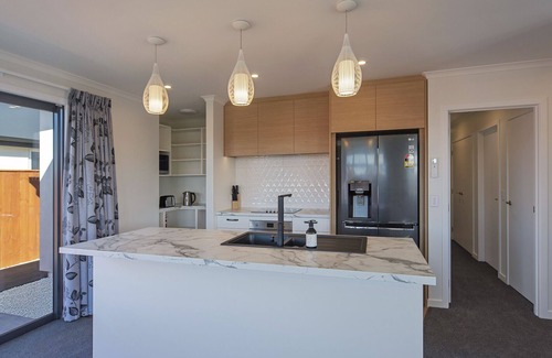 Richmond House | Experience Comfort at The Shepherds Retreat in Richmond
