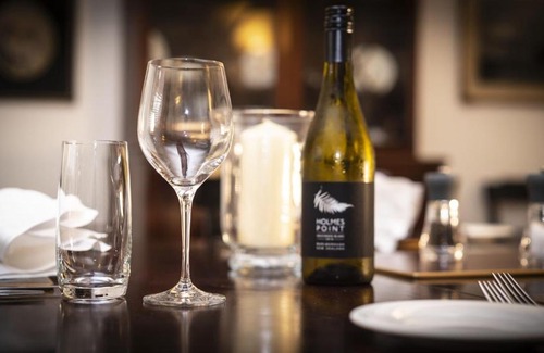 Sherborne House | Pet-Friendly Haven at The Sherborne Cottage - Rated 10/10