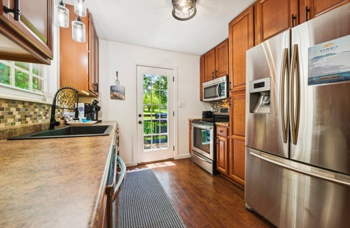 Pittman Center Cabin | Family-Friendly Getaway at The Sherridan 2 Bedroom Cabin