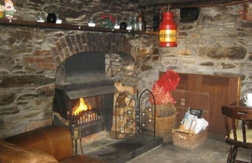 Mevagissey Hotel | Discover The Ship Inn: Breakfast Included & Family-Friendly