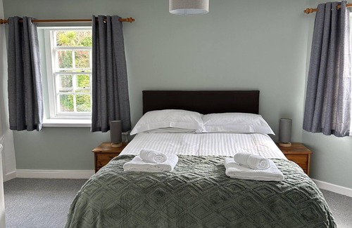 Lerryn Hotel | Discover The Ship Inn Lerryn: Family-Friendly Getaway