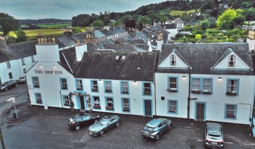 Gatehouse-of-Fleet Hotel | Discover The Ship Inn: Pet-Friendly Retreat with Breakfast
