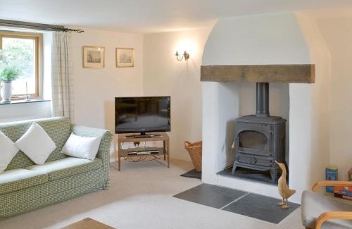 Jacobstow House | Experience Comfort at The Shippon - 4-Star Family Retreat