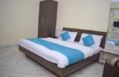 Nathdwara Hotel | Discover The Shivansh Inn - Sky Stays with Family-Friendly Amenities