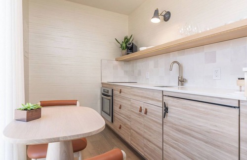 Southold Hotel | Indulge at The Shoals Suites and Slips with Ocean Views