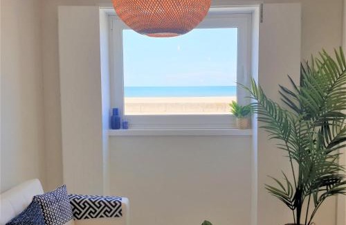 Espinho House | Waterfront Beach House at The Shore @ Atlantic Beach