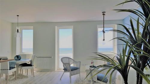 Espinho House | Oceanfront Bliss at The Shore @ BaíaBeach - Rated 9/10
