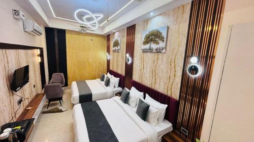 Haridwar Hotel | Discover Hotel NDBL & Restaurant: 4-Star Gem in Haridwar