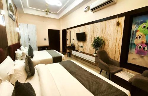 Haridwar Hotel | Discover Hotel NDBL & Restaurant: 4-Star Gem in Haridwar