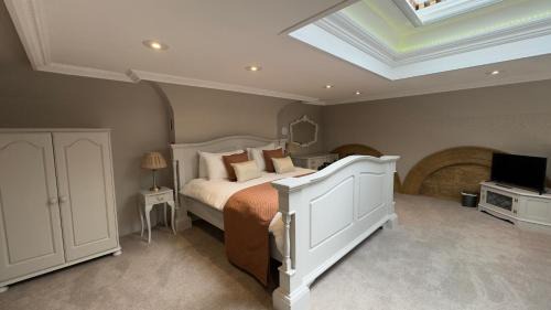 Ilminster Hotel | Discover The Shrubbery Hotel in Ilminster: Pet Friendly & More