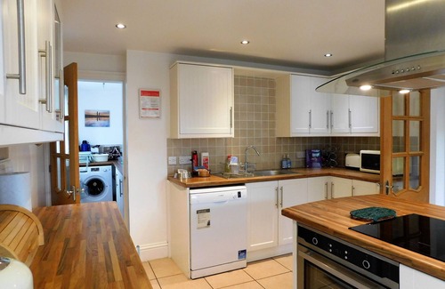 Sheringham House | Delightful Stay at The Sidings: Family & Pet Friendly Bungalow