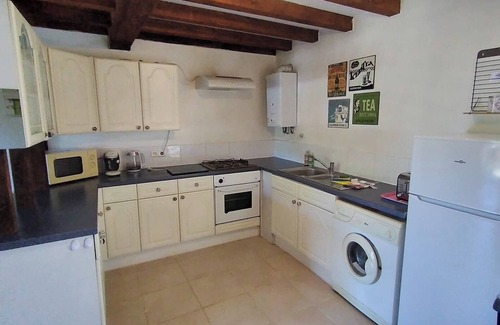 Piegut-Pluviers House | Top-Rated Signals Cottage: Walk to Restaurants & Pool Access