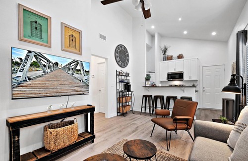 Waco House | Discover The Silo Sweetheart - Minutes from Downtown!