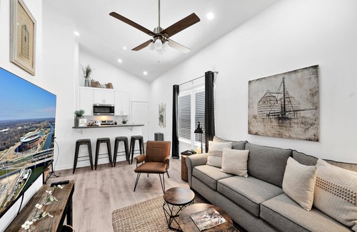 Waco House | Discover The Silo Sweetheart - Minutes from Downtown!