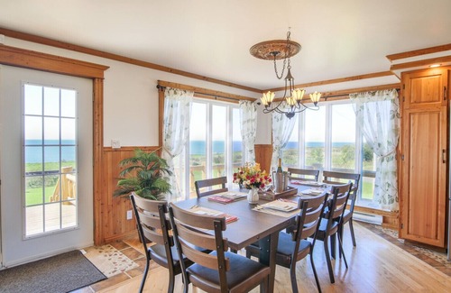 Caplan House | Discover The Simeon: Upscale Interior & Family-Friendly Amenities