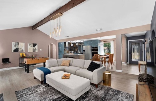 Round Rock West House | Discover The Sinatra: Family-Friendly 5BD with Pool & Game Room