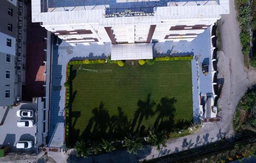 Nathdwara Hotel | Pet-Friendly Retreat at The Sky Imperial - Hotel Gopal Darshan
