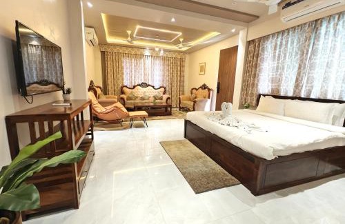 Indore Hotel | Pet-Friendly Bliss at The Sky Imperial Sethji Ni Wadi