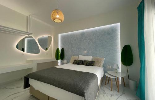 Petaloudes Apartment | Explore The Sky Yard Eclectic Studios - Guest Rated 9.5/10