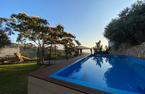 Ein Qiniyye Bed & Breakfast | Discover The Sky Zimmer: Pet-Friendly with Pool & Hot Tub