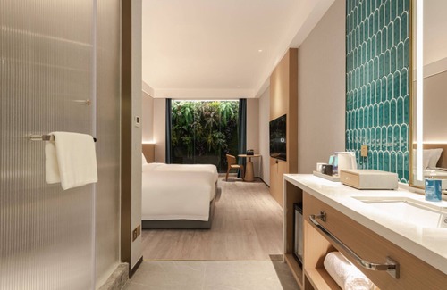 Huaqiang North Hotel | Discover The Skytel Hotel Shenzhen Central Park: Family-Friendly Stays