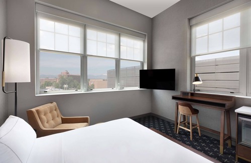 Downtown Denver Hotel | Experience The Slate Denver: 4-Star Comfort & Amenities