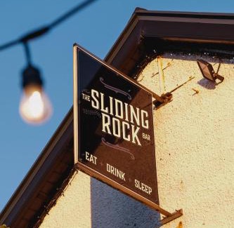 Roscoe Hotel | Discover Comfort at The Sliding Rock Inn with Breakfast