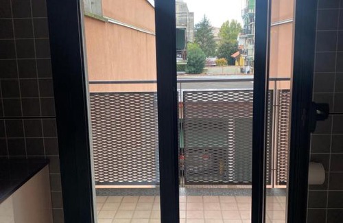 Novara Apartment | Charming Jewellery House Near City Centre - Kid Friendly Stay