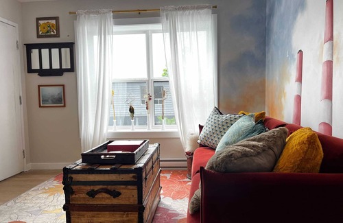 Downtown Apartment | The Smokestacks, Authentic NS Experience