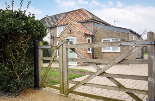 Clenchwarton House | Exceptional Stay at The Snuff Box: Pet and Child Friendly