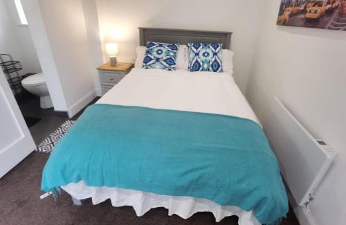 Letterkenny Apartment | Discover The Snug: Guest Rated 9.7/10 for Your Stay