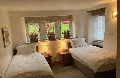 Buckden Apartment | Pet-Friendly Retreat: The Snug at Greystones - 9.5/10 Rating