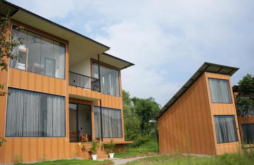 Gunehr Hotel | Discover The Solace Bir: Family and Pet-Friendly Retreat