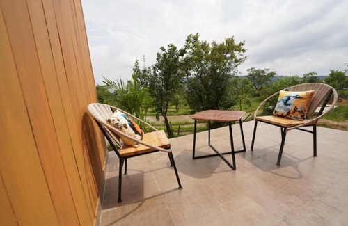 Gunehr Hotel | Discover The Solace Bir: Family and Pet-Friendly Retreat