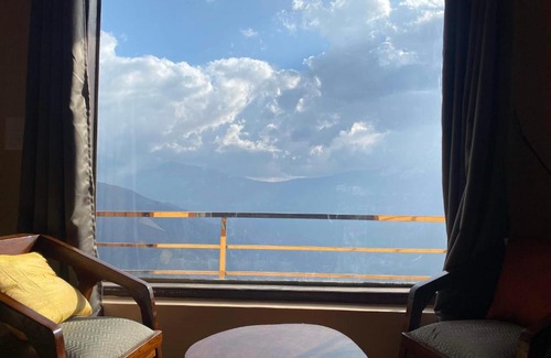 Chakrata House | Pet-Friendly Haven at The Solitaire for Family Getaways