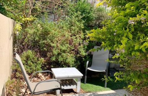 Caesarea Apartment | Discover The Song of the Sea - Independent One Bedroom