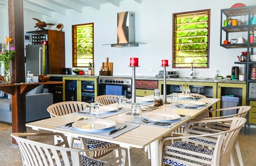 Moso Island House | Ocean View Retreat: The Sorrento @ Watermark on Moso